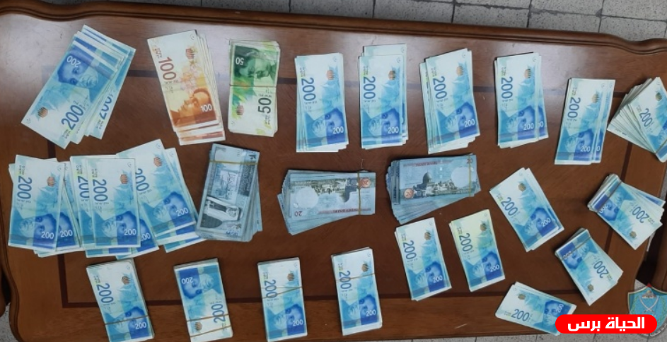 الخليل: اعتقال خادمة سرقت 120 ألف شيقل من منزل مشغلها